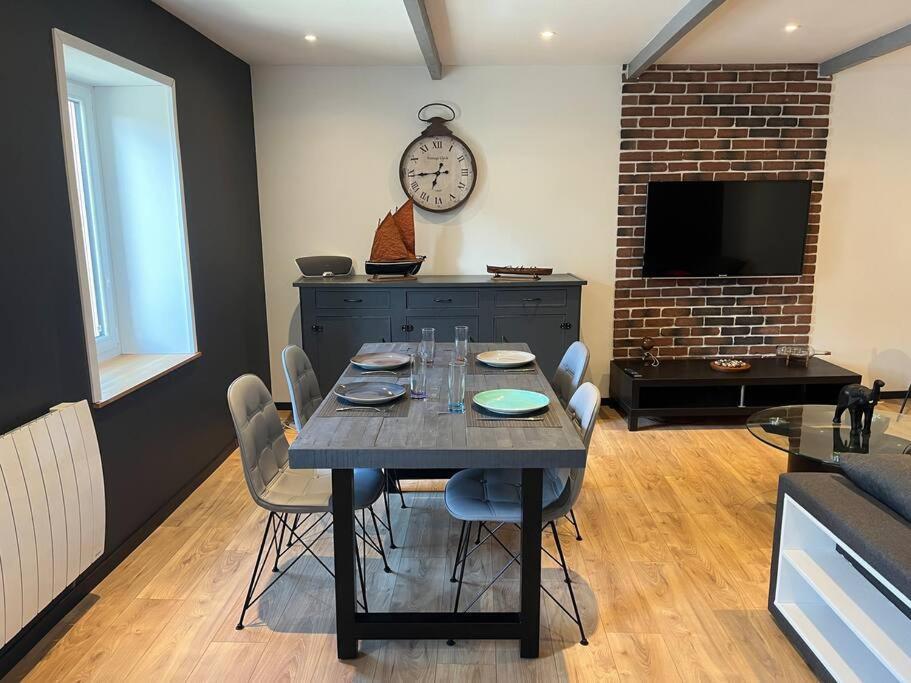 36 Avenue De La Gare Apartment Concarneau Ngoại thất bức ảnh